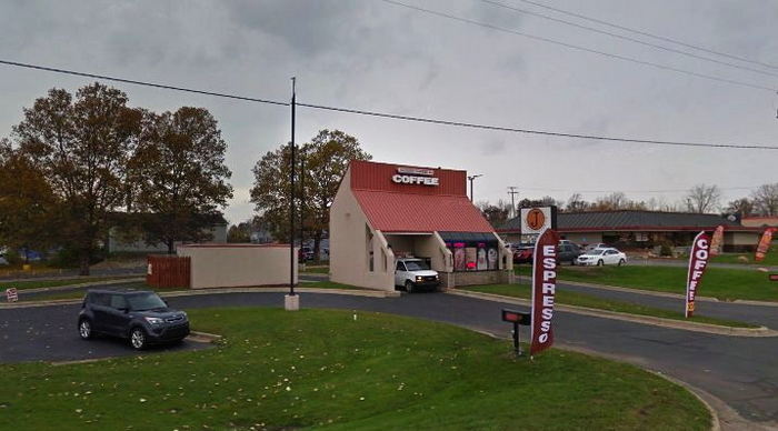 Hot n Now Hamburgers - Jackson - 2550 Airport Rd